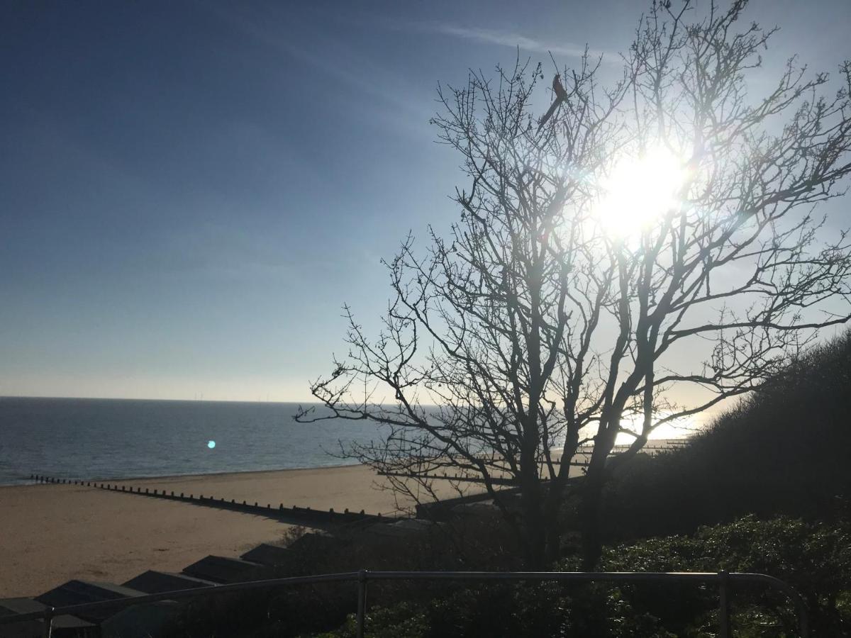 Frinton Escapes Apartment Luaran gambar